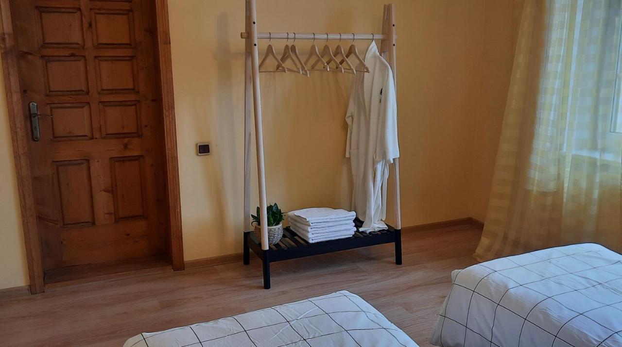 Seimos Bustas Homestay Siauliai  Ngoại thất bức ảnh